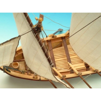 Сборная деревянная модель капитанской шлюпки корабля Artesania Latina SANTISIMA TRINIDAD, 1/50