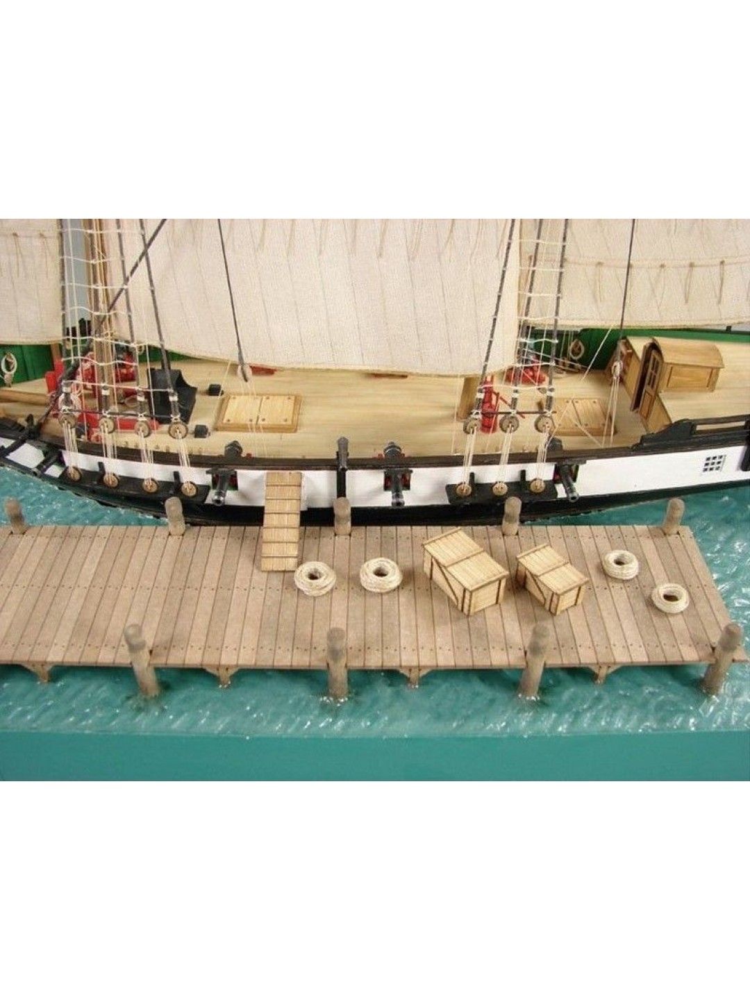 Сборная картонная модель Shipyard балтиморский клипер Berbice в верфи Quay-Portt 1780 г (№38), 1/96