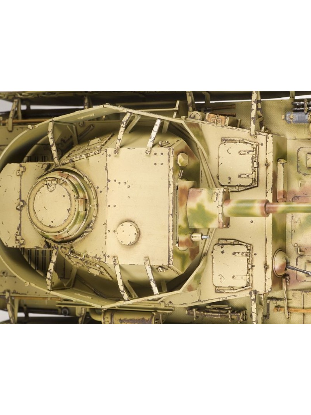 Сборная модель ZVEZDA Немецкий средний танк T-IV (H), 1/35