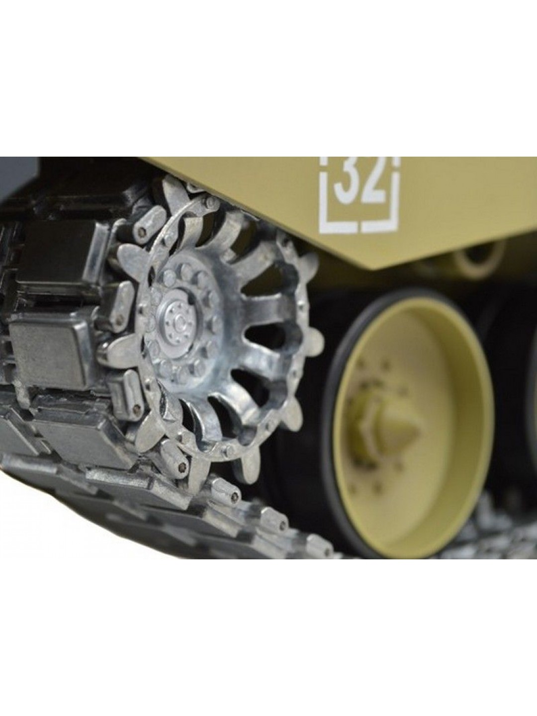 P/У танк Heng Long 1/16 Challenger 2 (Британия) 2.4G RTR PRO