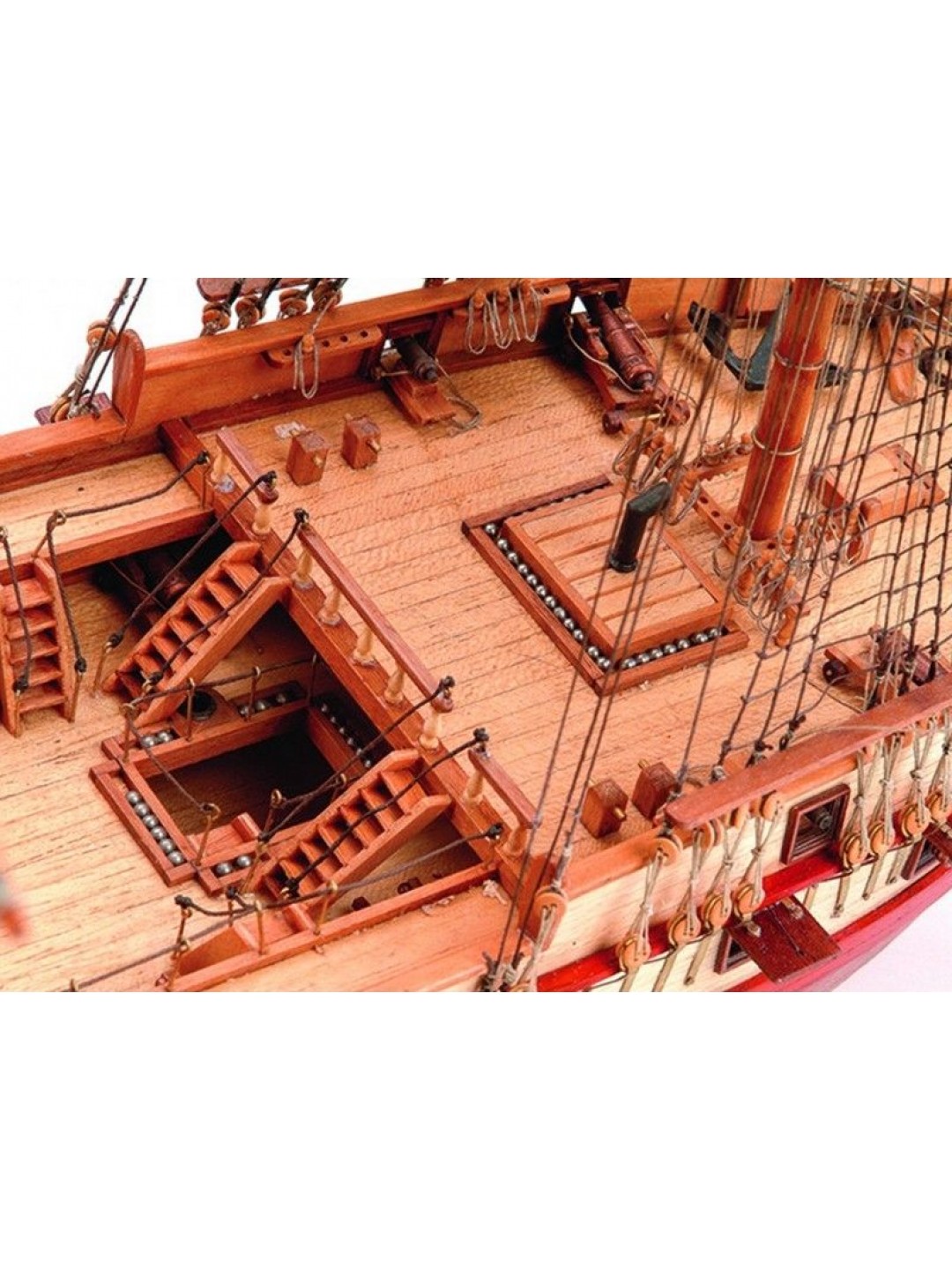 Сборная деревянная модель корабля Artesania Latina US CONSTELLATION, 1/85