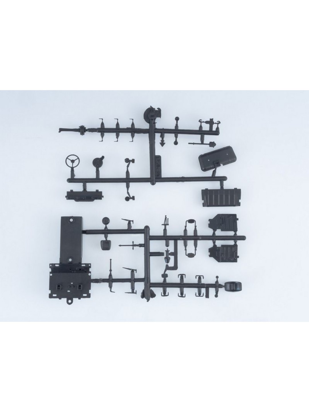 Сборная модель AVD Трактор Т-150К, 1/43