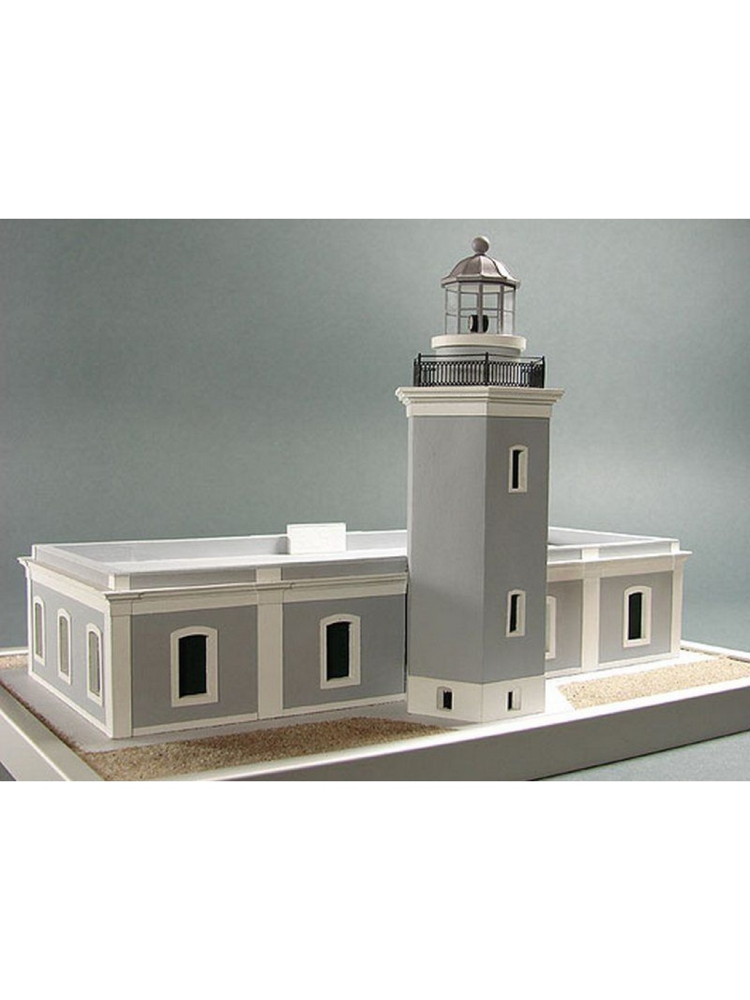 Сборная картонная модель Shipyard маяк Lighthouse Los Morrillos (№30), 1/72