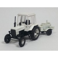 Трактор МТЗ-82 (пластмасса) с прицепом "Полевая-Кухня" 1:43