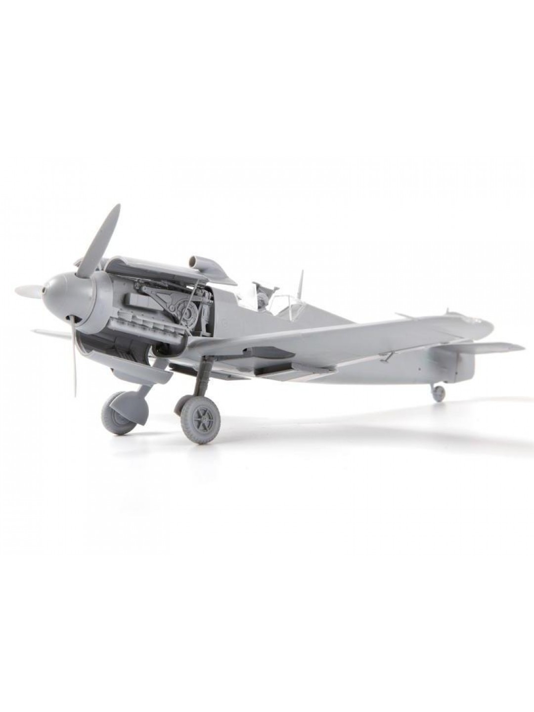 Сборная модель ZVEZDA Немецкий истребитель «Мессершмитт» BF-109 F2, подарочный набор, 1/48