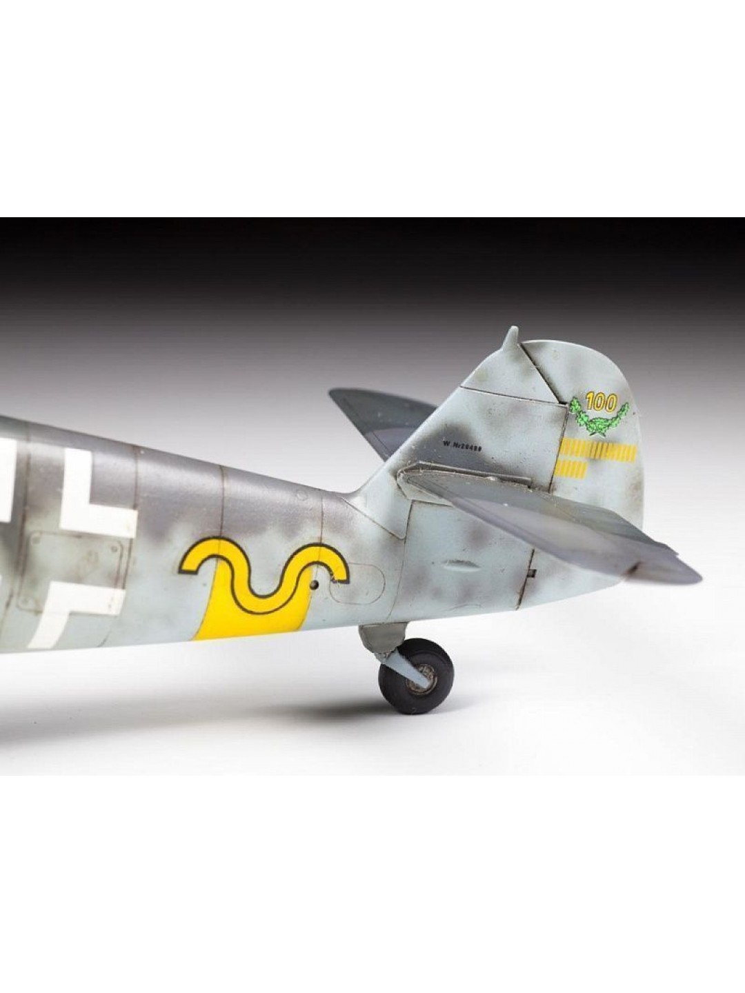 Сборная модель ZVEZDA Немецкий истребитель Мессершмитт BF-109G6, 1/48