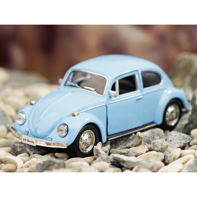 Машина Ideal 1:30-39 Volkswagen Beetle (блест. метал. фиолет.)