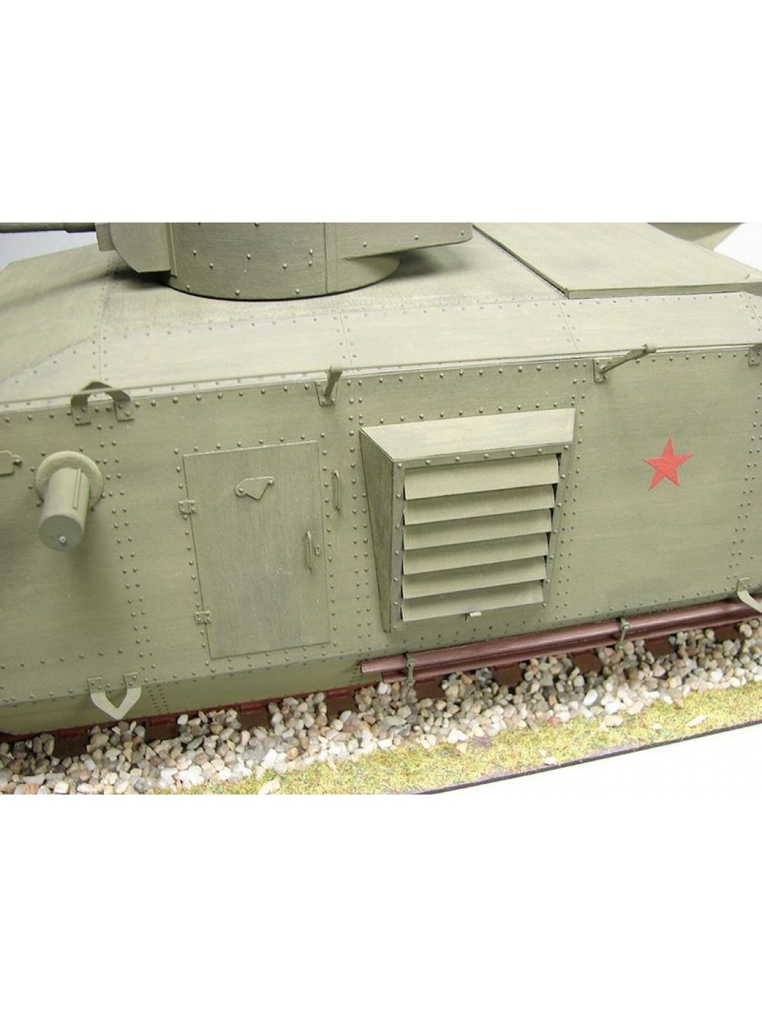 Сборная картонная модель Shipyard тяжелая бронедрезина BDT (№44), 1/25
