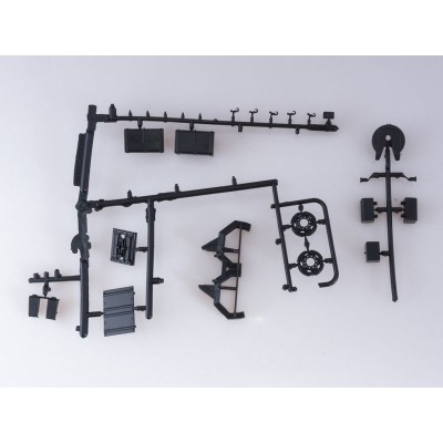 Сборная модель AVD МАЗ-200В с полуприцепом МАЗ-5217, 1/43
