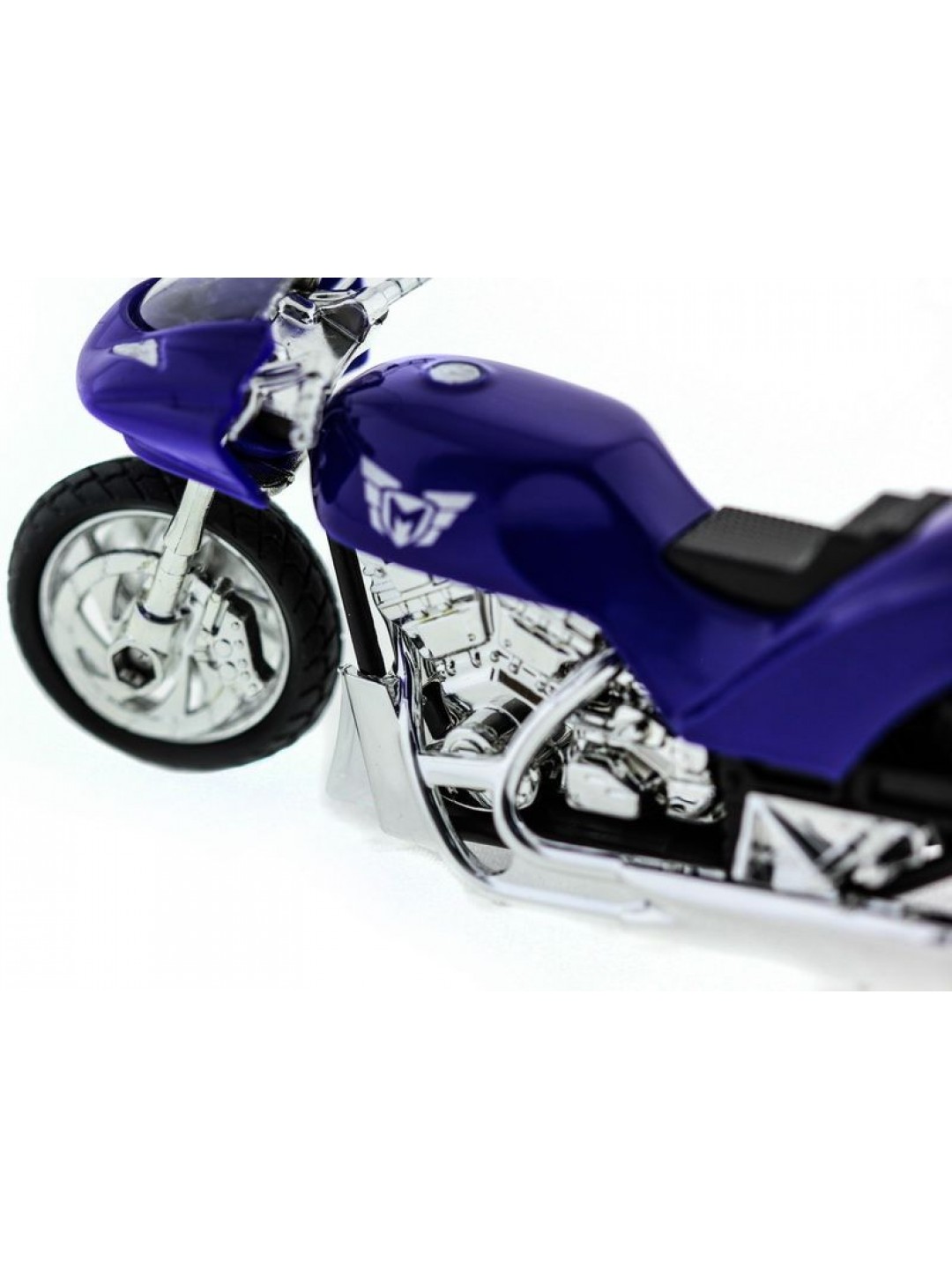 Мотоцикл Motormax 1:18 BMW и Kawasaki  в ассортименте 76201 в/к