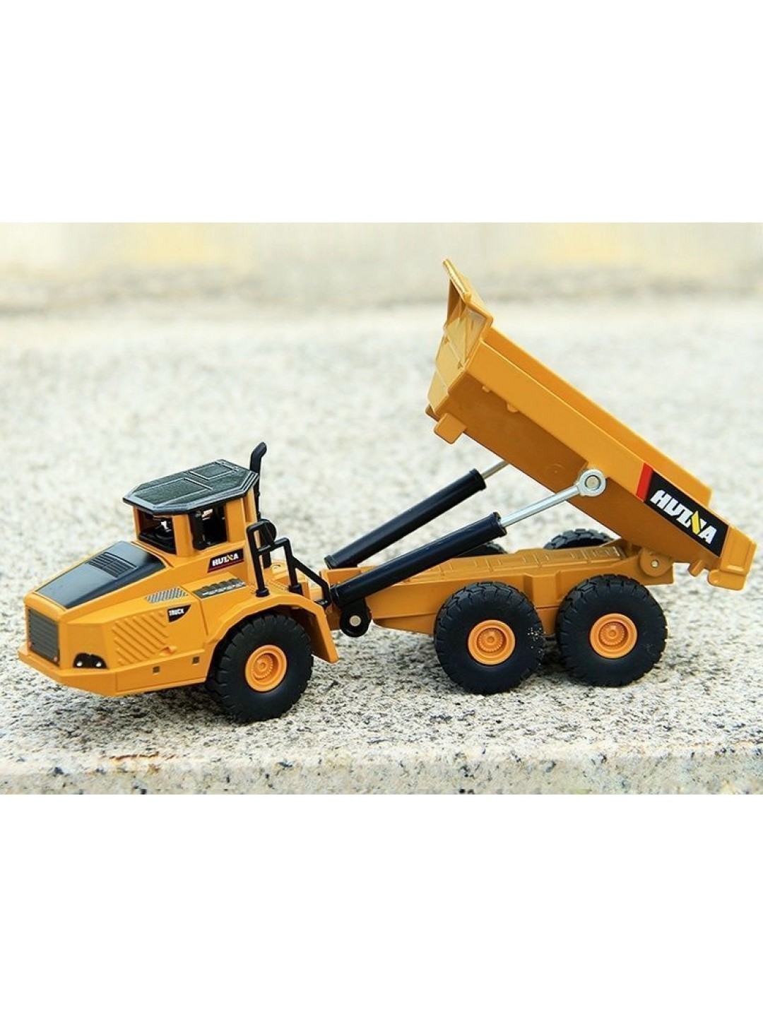 Металлический самосвал HUI NA TOYS 1/50