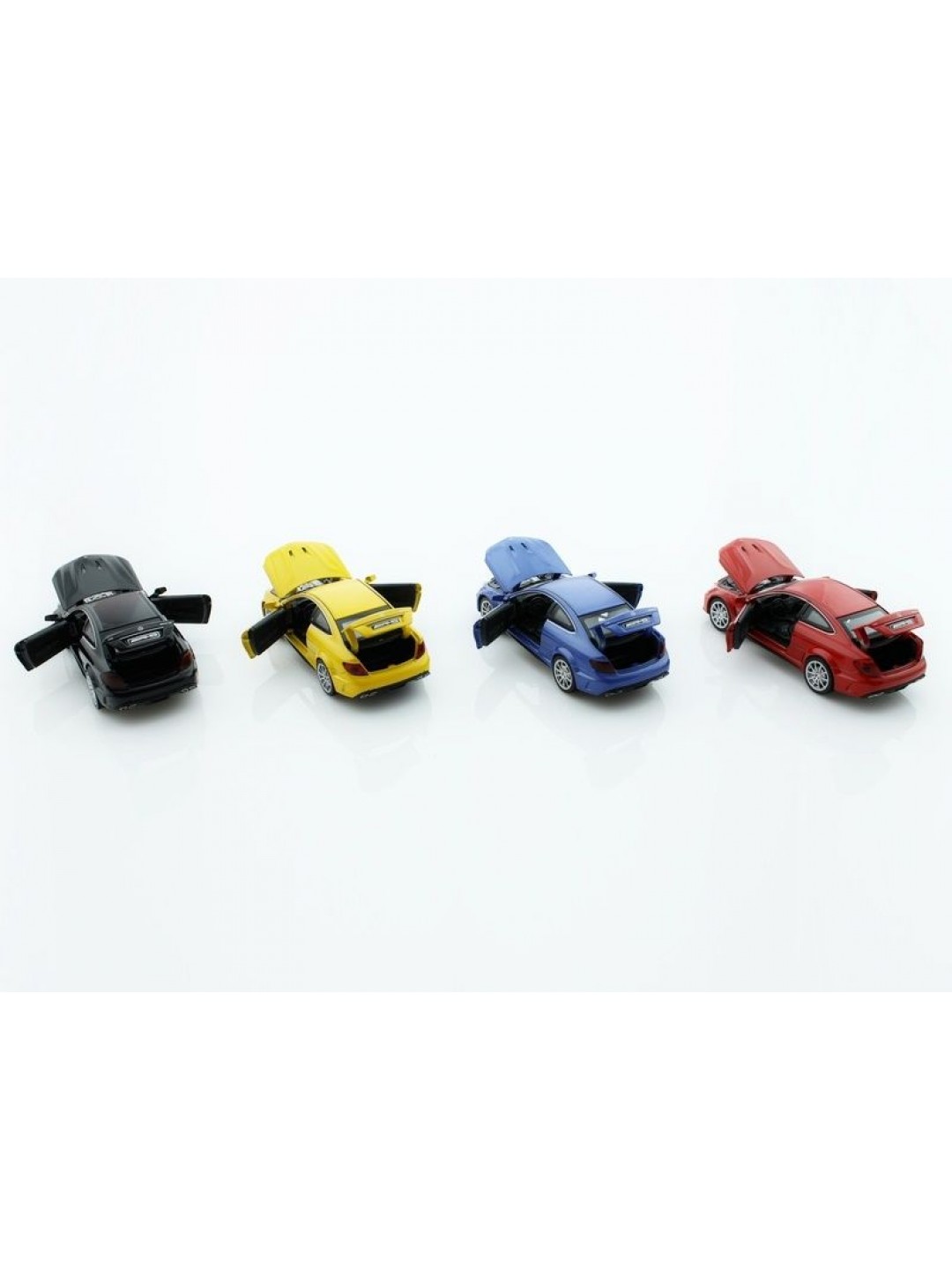 Машина 1:32 Mercedes-Benz С 63 AMG свет, звук, инерция 15см (1/12шт.) б/к