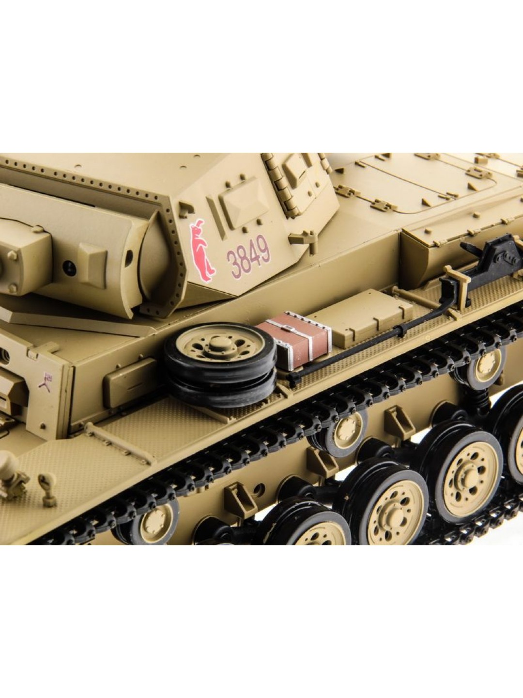 Р/У танк Heng Long 1/16 Panzerkampfwagen III (Германия) 2.4G RTR PRO песочный