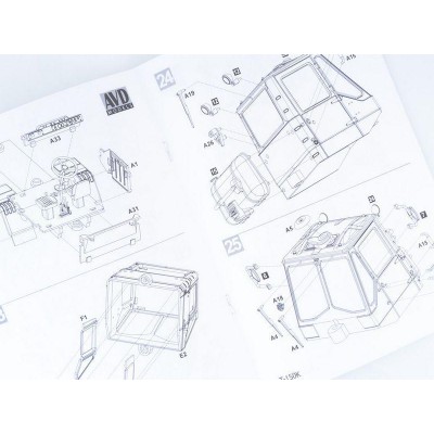Сборная модель AVD Трактор Т-150К, 1/43