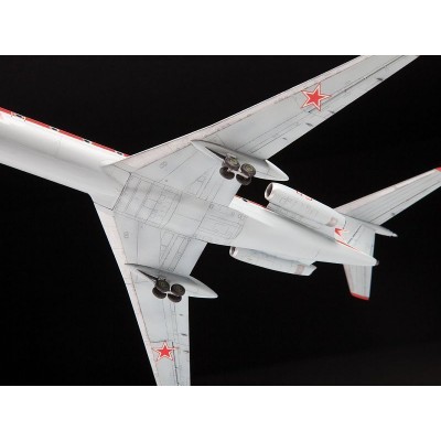 Сборная модель ZVEZDA Учебно-тренировочный самолёт ТУ-134УБЛ, 1/144