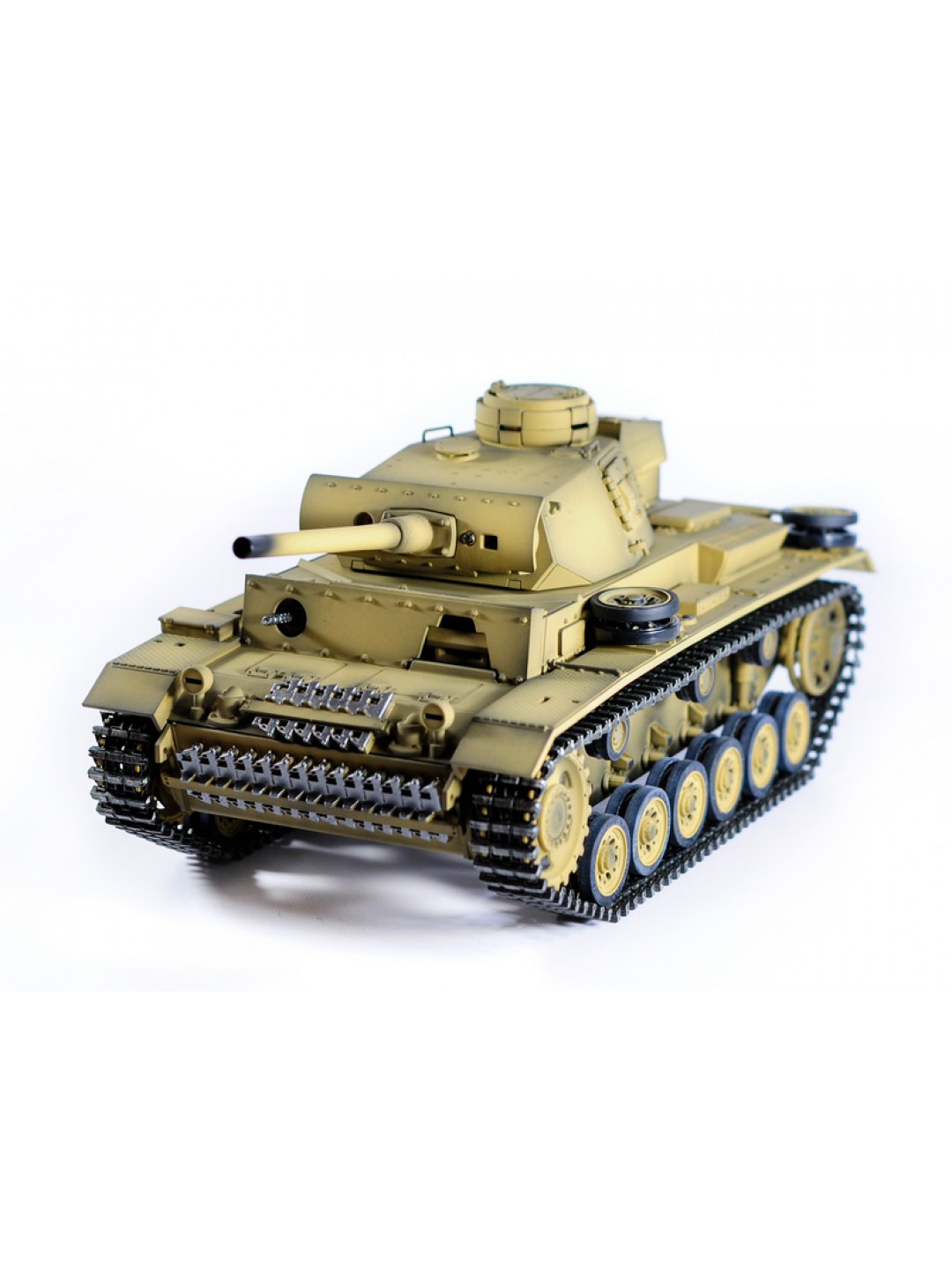 Р/У танк Taigen 1/16 Panzerkampfwagen III (Германия) дым, свет (для ИК боя) V3 2.4G RTR пустыня