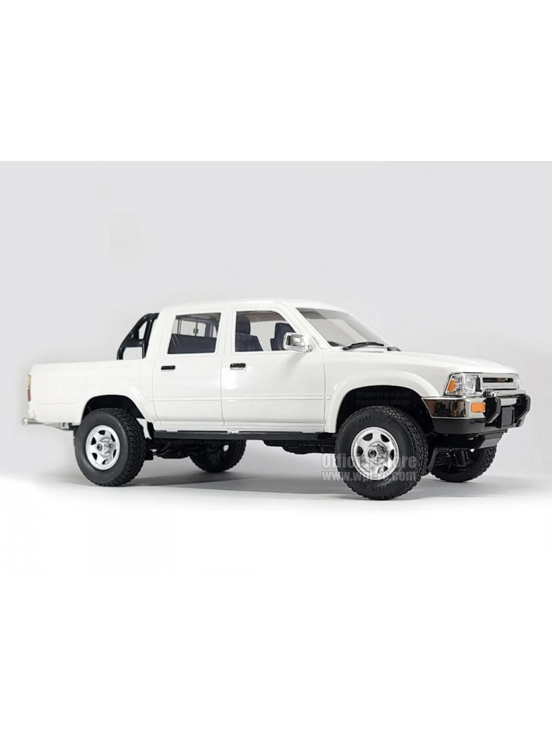 Радиоуправляемая машина WPL пикап Hilux Crew Cab (белая) 4WD 2.4G 1/16 RTR
