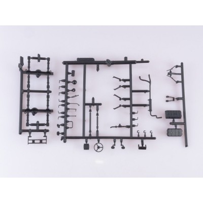 Сборная модель AVD Автобус повышенной проходимости АПП-66, 1/43