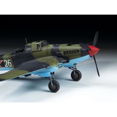 Сборная модель ZVEZDA Советский двухместный штурмовик Ил-2 (обр. 1943), 1/48